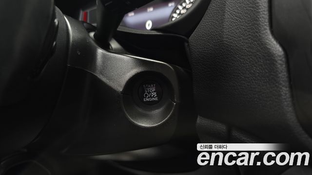 Jeep Renegade 2.4 Limited 2019 — фото 24