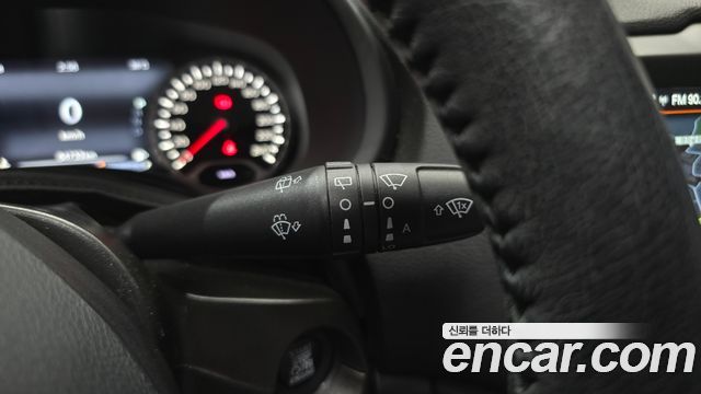 Jeep Renegade 2.4 Limited 2019 — фото 33