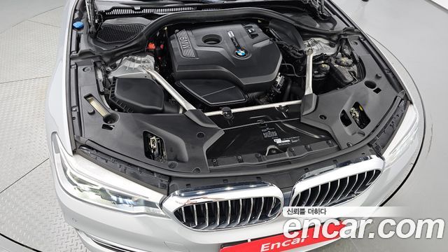 BMW 5 Series (G30) 530i xDrive Luxury Plus 2018 — фото 6
