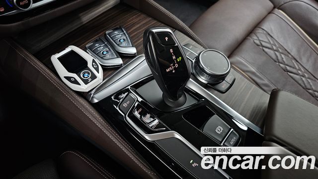 BMW 5 Series (G30) 530i xDrive Luxury Plus 2018 — фото 9