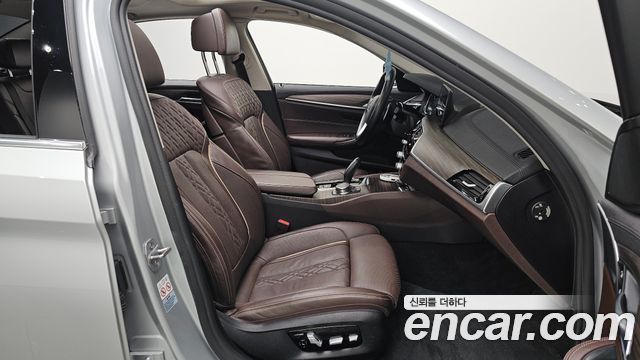 BMW 5 Series (G30) 530i xDrive Luxury Plus 2018 — фото 11