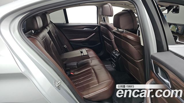 BMW 5 Series (G30) 530i xDrive Luxury Plus 2018 — фото 12