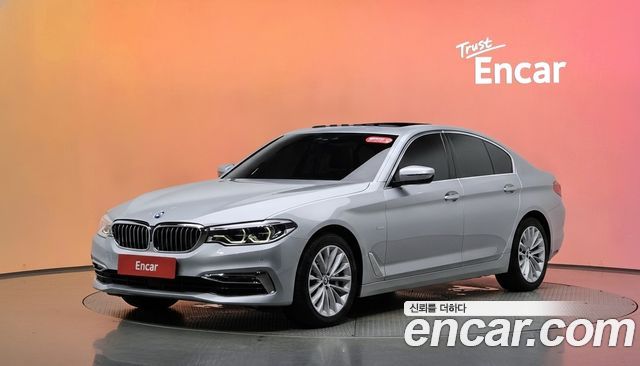 BMW 5 Series (G30) 530i xDrive Luxury Plus 2018 — фото 1