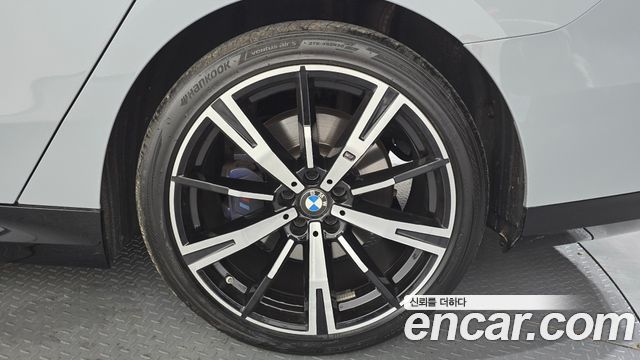 BMW 5 Series (G60) 530i xDrive M Sport 2024 — фото 21