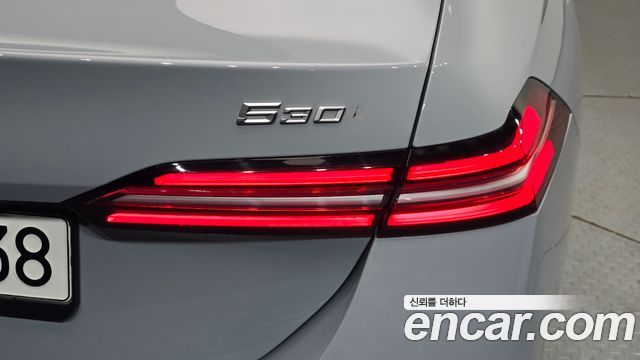 BMW 5 Series (G60) 530i xDrive M Sport 2024 — фото 23
