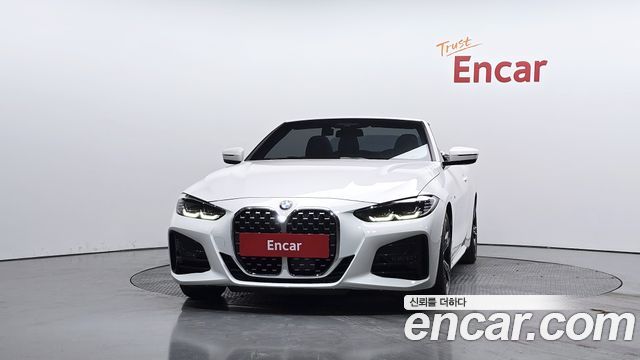 BMW 4 Series (G22) 420i M Sport Convertible 2023 — фото 3