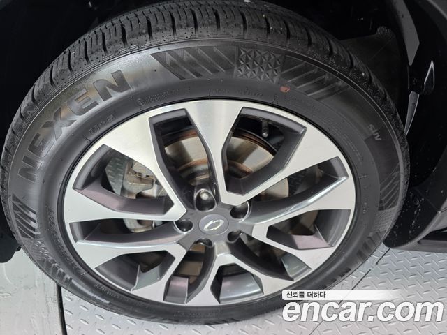 Renault Korea QM6 Diesel 4WD RE Signature 2017 — фото 23