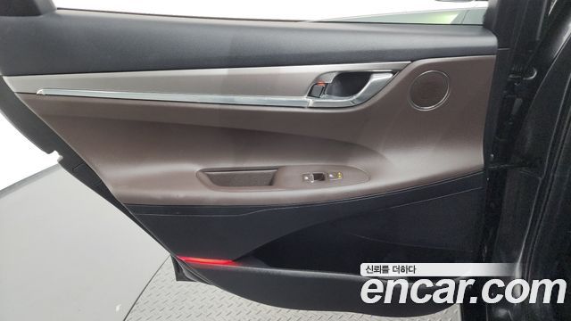 Hyundai Grandeur (IG) 2.5 Premium Choice 2021 — фото 25
