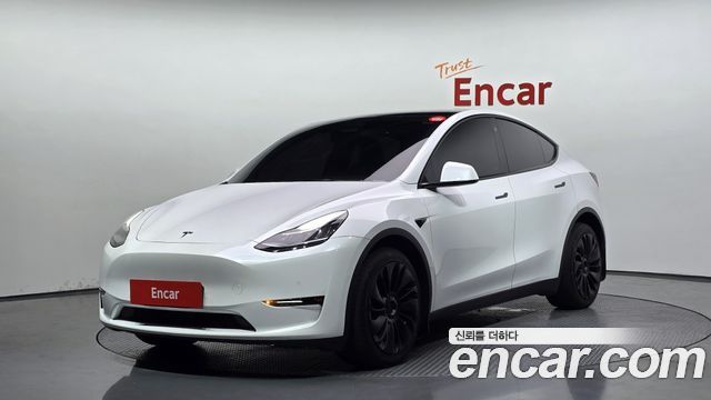 Tesla Model Y Long Range AWD