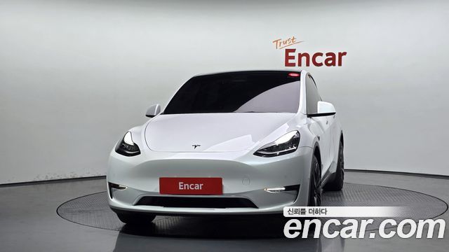 Tesla Model Y Long Range AWD 2022 — фото 3