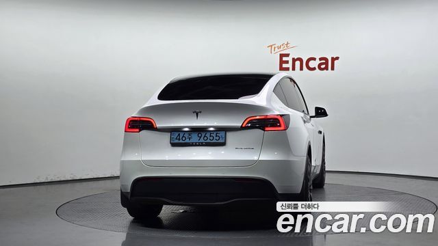 Tesla Model Y Long Range AWD 2022 — фото 4