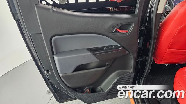 Chevrolet Real New Colorado 3.6 Z71-X Midnight 4WD 2021 — фото 31