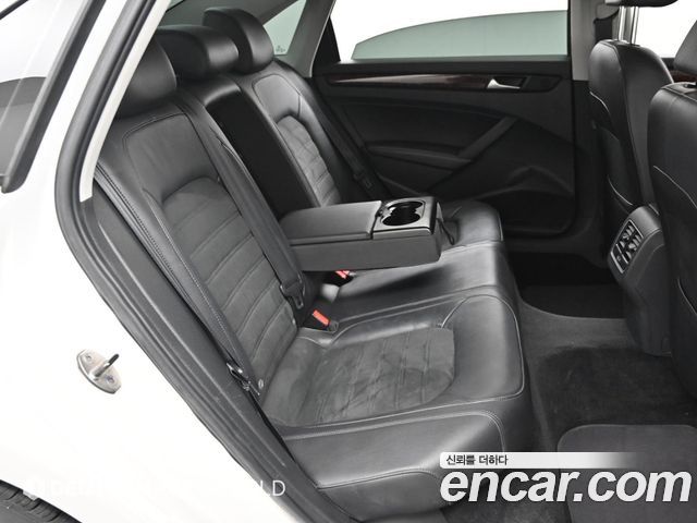 Volkswagen Passat 2.5 B7 2013 — фото 16