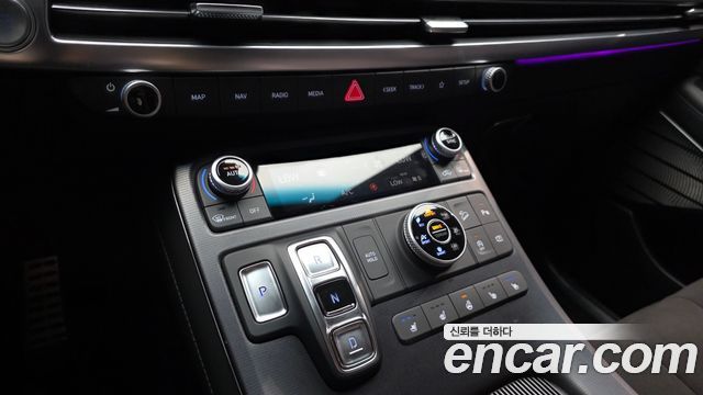 Hyundai Palisade Gasoline 3.8 4WD Calligraphy Black Edition 2024 — фото 9