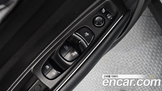 Renault Korea QM6 Gasoline 2WD LE 2018 — фото 28