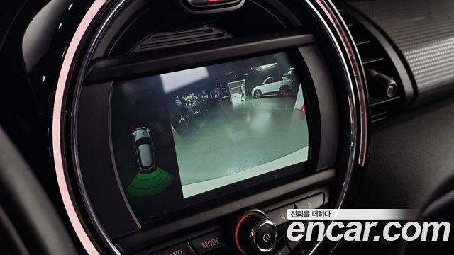 MINI Cooper 5Door Standard 3rd 2020 — фото 16