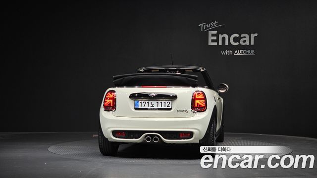 MINI Cooper S Convertible Standard 3rd 2018 — фото 4