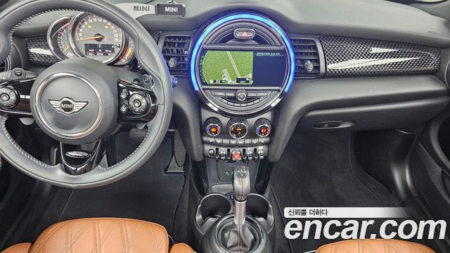 MINI Cooper S Convertible Standard 3rd 2018 — фото 17