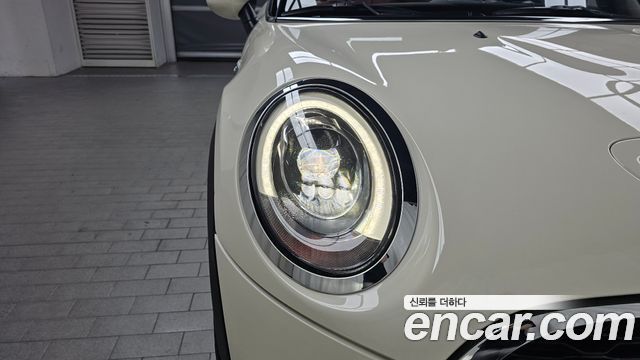 MINI Cooper S Convertible Standard 3rd 2018 — фото 22