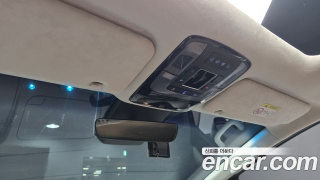 Hyundai Staria 4WD Lounge 9-Seater Prestige 2022 — фото 27