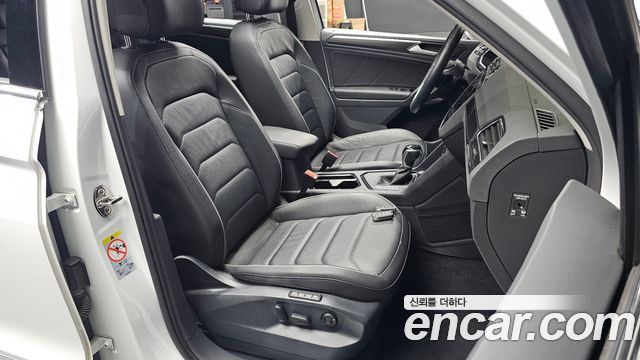 Volkswagen Tiguan (II) 2.0 TDI Prestige 2022 — фото 26