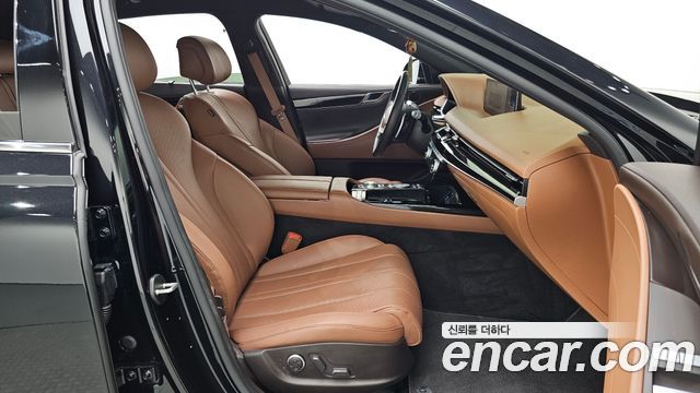 Genesis G80 (RG3) Gasoline 3.5 Turbo AWD 2022 — фото 11