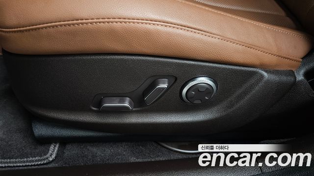 Genesis G80 (RG3) Gasoline 3.5 Turbo AWD 2022 — фото 32