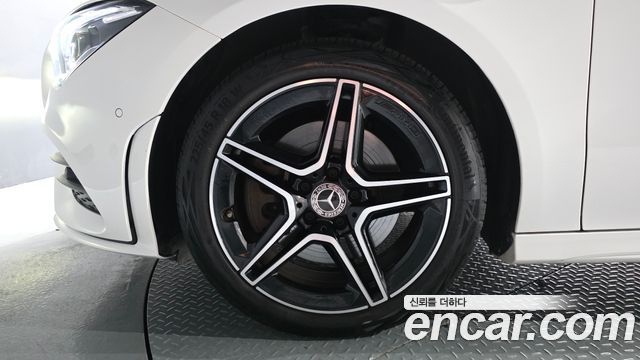 Mercedes-Benz CLA-Class (C118) CLA250 4MATIC 2023 — фото 5