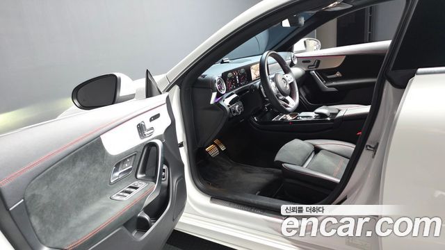 Mercedes-Benz CLA-Class (C118) CLA250 4MATIC 2023 — фото 10