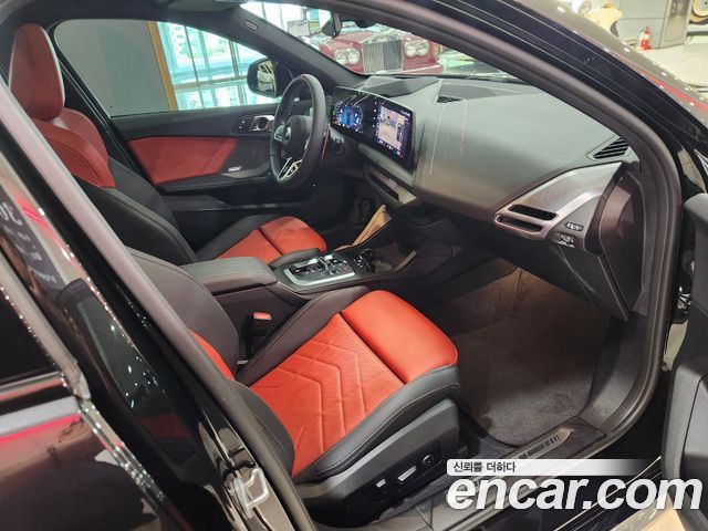 BMW 1 Series (F70) M135 xDrive 2025 — фото 17