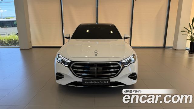 Mercedes-Benz E-Class (W214) E450 4MATIC Exclusive 2026 — фото 3