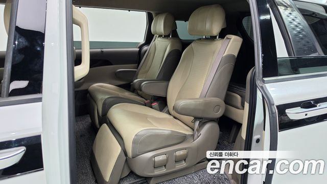 Kia Carnival (IV) Diesel 7-Seater Noblesse 2023 — фото 11
