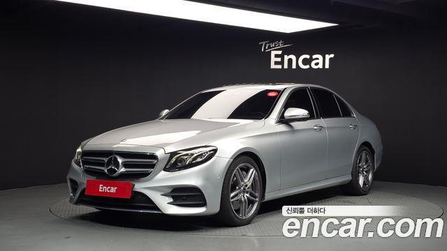Mercedes-Benz E-Class (W213) E300 AMG Line 2019 — фото 1