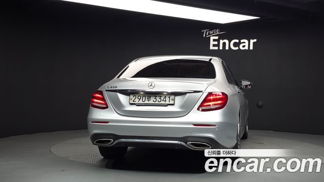 Mercedes-Benz E-Class (W213) E300 AMG Line 2019 — фото 4