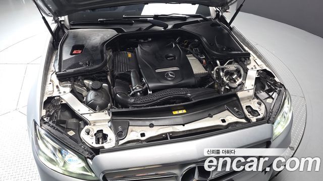 Mercedes-Benz E-Class (W213) E300 AMG Line 2019 — фото 6