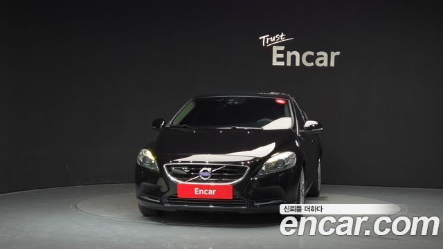 Volvo V40 D4 2nd 2016 — фото 3
