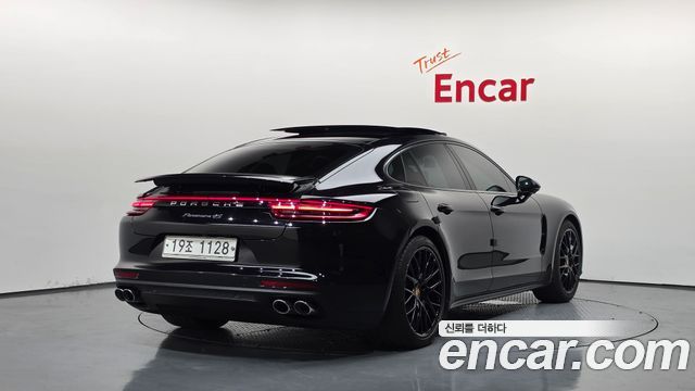 Porsche Panamera (971) 3.0 AWD 2018 — фото 2