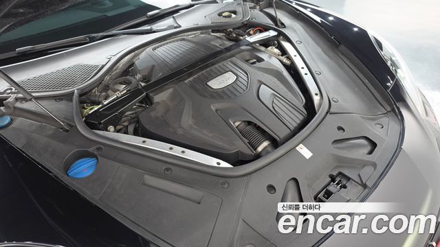 Porsche Panamera (971) 3.0 AWD 2018 — фото 6