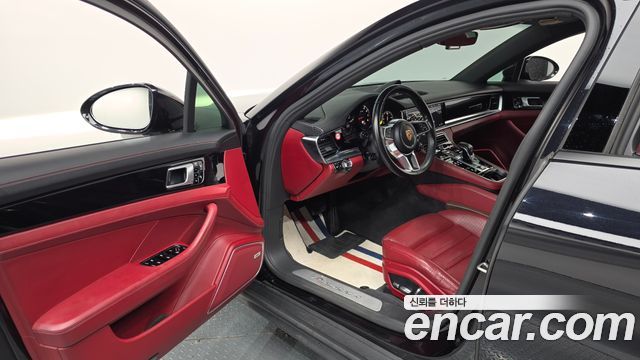 Porsche Panamera (971) 3.0 AWD 2018 — фото 10