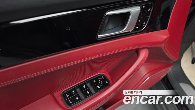 Porsche Panamera (971) 3.0 AWD 2018 — фото 18