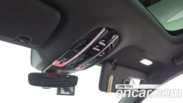 Porsche Panamera (971) 3.0 AWD 2018 — фото 20