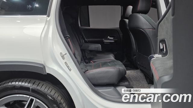 Mercedes-Benz GLB-Class (X247) GLB250 4MATIC 2023 — фото 15