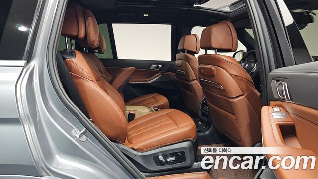 BMW X7 (G07) xDrive 40i Design Pure Excellence 6-Seater 2024 — фото 16
