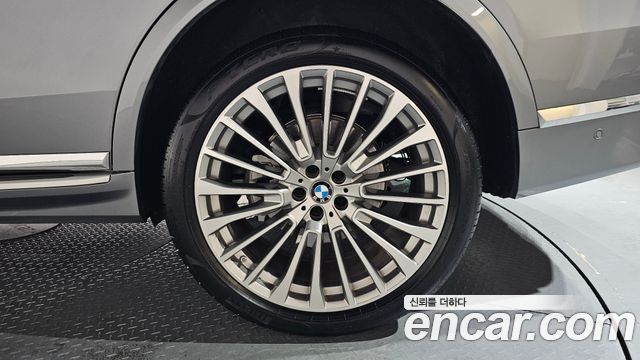 BMW X7 (G07) xDrive 40i Design Pure Excellence 6-Seater 2024 — фото 27