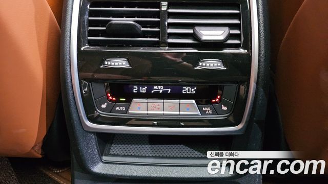 BMW X7 (G07) xDrive 40i Design Pure Excellence 6-Seater 2024 — фото 37