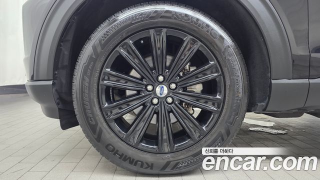 Ford Explorer (VI) 2.3 LimIted 4WD 2021 — фото 5