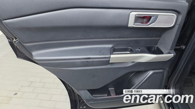 Ford Explorer (VI) 2.3 LimIted 4WD 2021 — фото 25