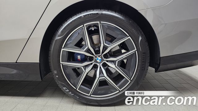 BMW 5 Series (G60) 520i M Sport 2025 — фото 21