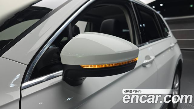 Volkswagen Tiguan (II) 2.0 TDI 4Motion Prestige 2020 — фото 16