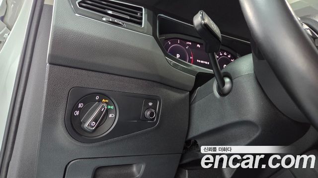 Volkswagen Tiguan (II) 2.0 TDI 4Motion Prestige 2020 — фото 19